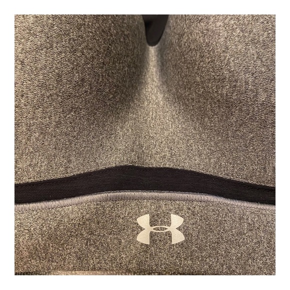 Under Armour Gray and Black Sports Bra - Picture 10 of 11
